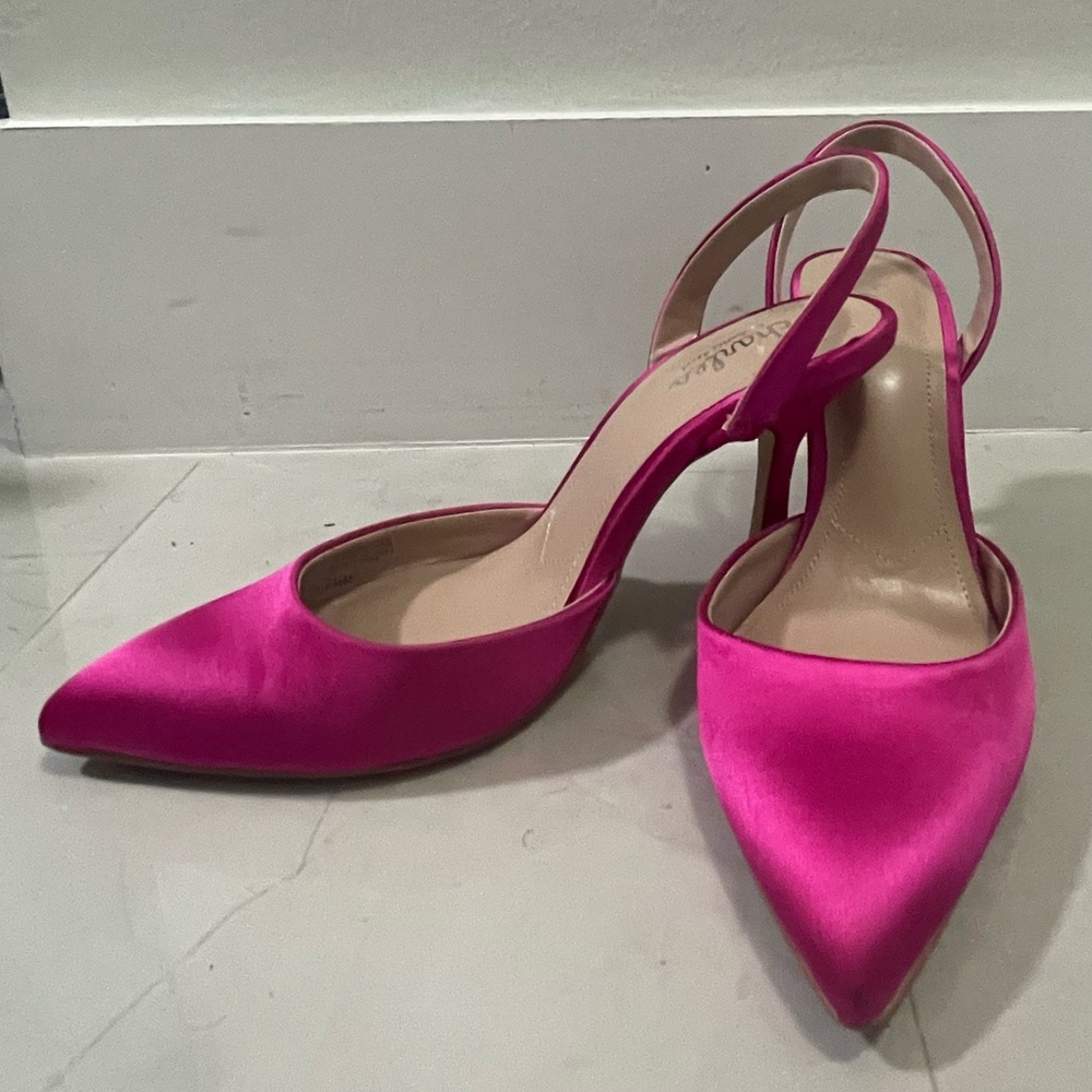 Charles David Fuchsia Slingback Heels